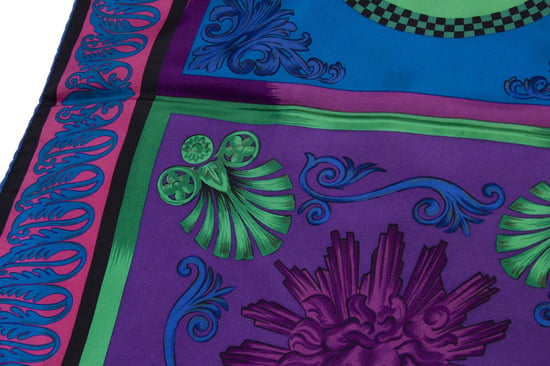 Atelier Versace Mehrfarbiger Medusa-Schal - Image 5