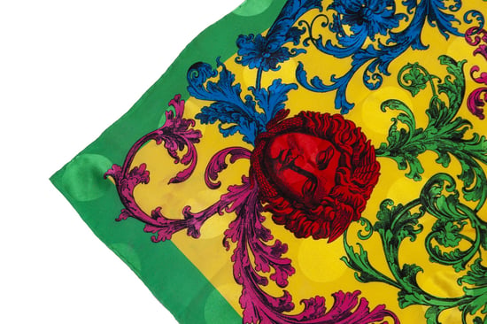 Atelier Versace Mehrfarbiger Medusa-Schal - Image 4