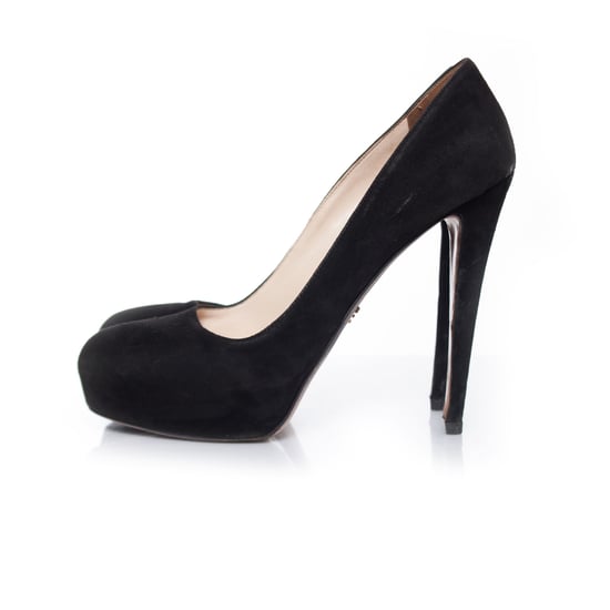 Prada Plateau-Pumps aus schwarzem Wildleder. - Image 2