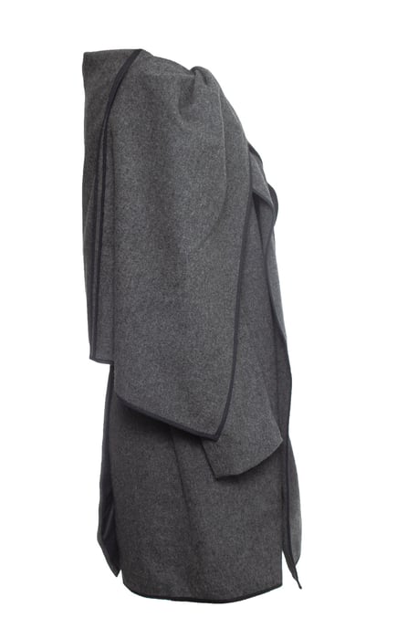 Comme des Garçons grauer Woll-Asymmetrischer Mantel - Image 4