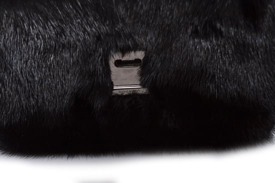 Givenchy Umhängetasche aus Nerzfell mit Schleifenausschnitt - Image 6