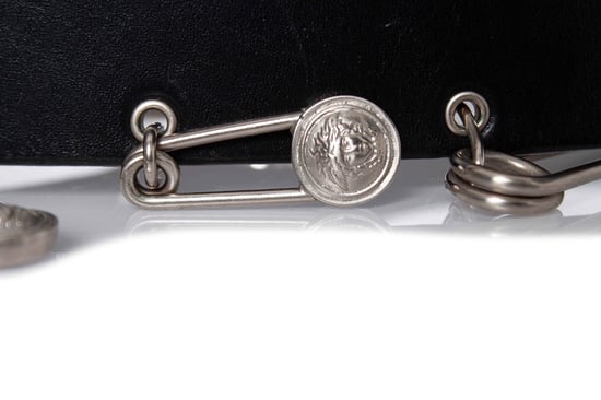 Gianni Versace Gürtel mit silbernen Sicherheitsnadeln - Image 6