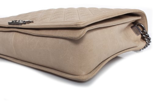 Chanel Boy aus weichem, großem Leder in Beige - Image 3