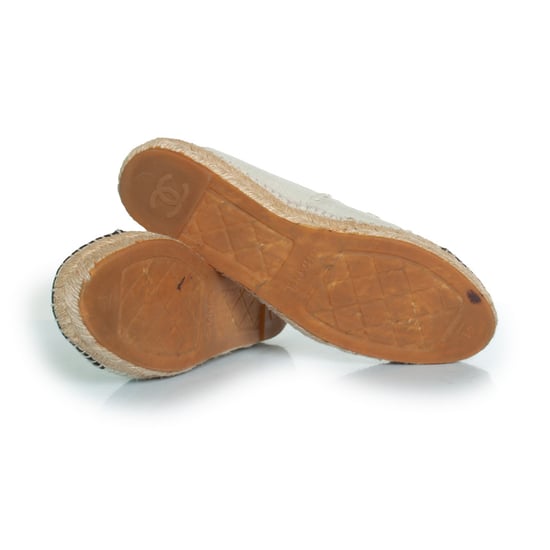 Chanel Espadrilles aus Canvas in Beige - Image 6
