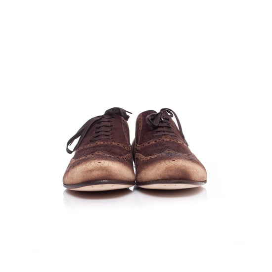 Gucci Wildleder-Derbyschuhe mit hellen Nosen. - Image 5