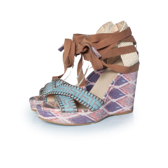 Stuart Weitzman Keilsandalen mit ethnischem Print - Image 1