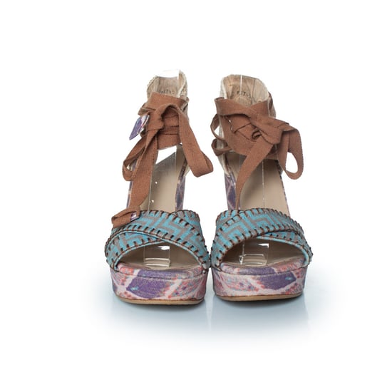 Stuart Weitzman Keilsandalen mit ethnischem Print - Image 4