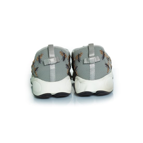 Dior graue Sneaker aus Mesh mit Bienenverzierung - Image 3