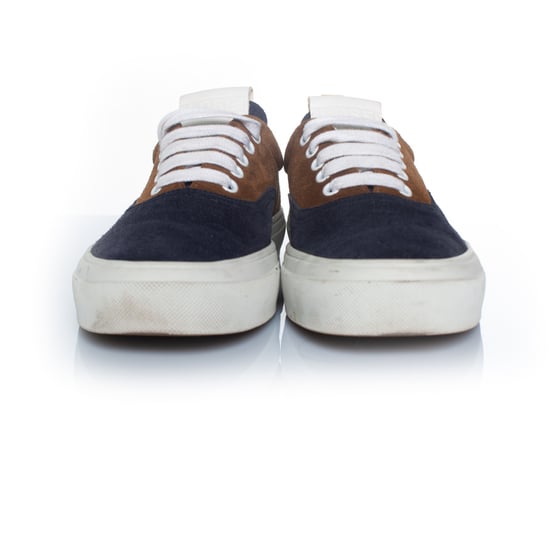 Geschlossene Wildleder-Sneaker in Braun und Blau - Image 3