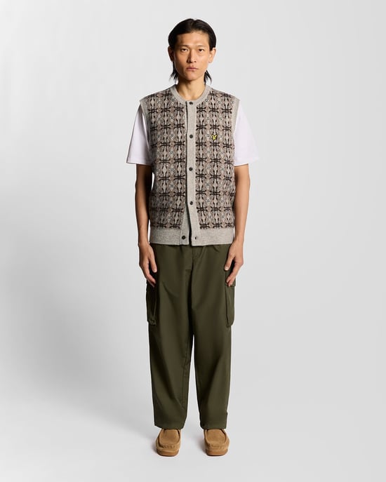 Lyle & Scott Strickjacke mit gebürsteter Intarsienstruktur – Grau - Image 2