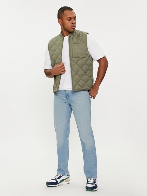 Lee - OSCAR SUNDAZE - Image 2