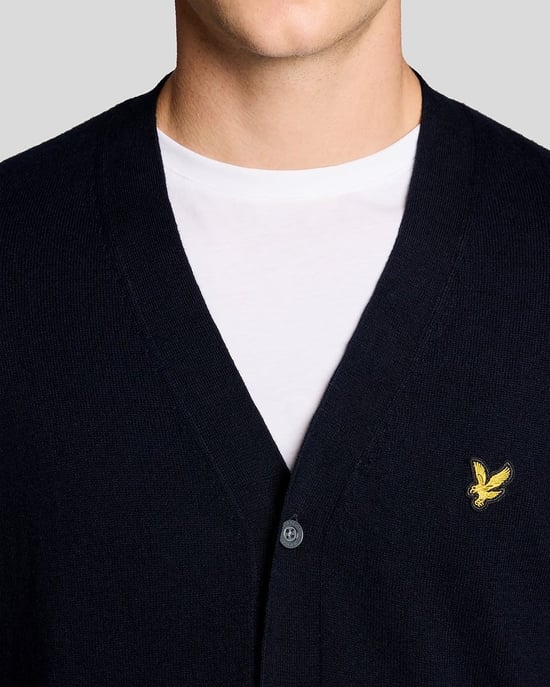 Lyle & Scott Cardigan aus Baumwollmerino mit V-Ausschnitt – Marineblau - Image 3