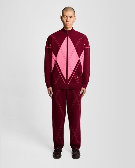 Lyle & Scott Argyle Strick-Trainingshose - Burgunderrot - Image 1