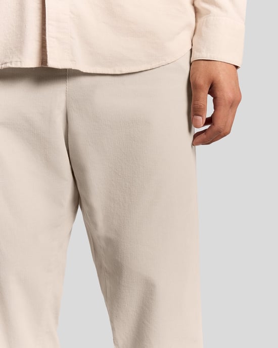 Lyle & Scott Feinripp-Cordhose - Weiß - Image 3