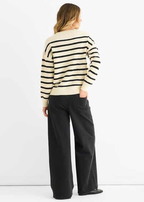 Beige gestreifter, grob gestrickter Oversize-Pullover - Image 4