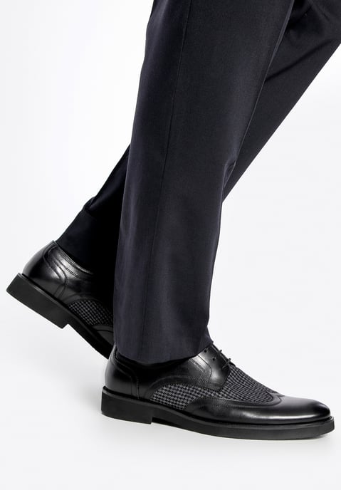 Wittchen Herren-Derbyschuhe aus schwarzem Leder mit Textileinsätzen - Image 1