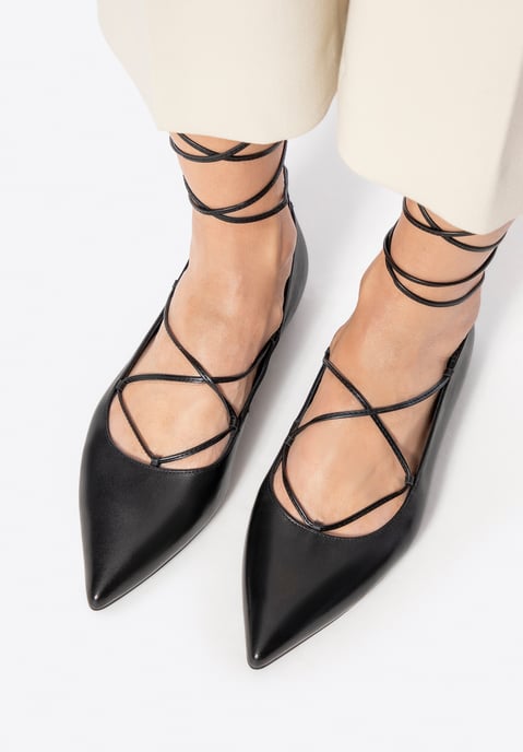 Wittchen Damen-Ballerinas aus echtem Leder mit spitzer Zehenpartie, schwarz - Image 1
