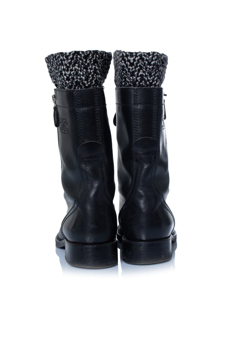 Chanel Schwarze Leder-Tweed-Stiefeletten mit CC-Logo - Image 3
