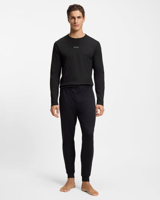 Langes Pyjama-Set in Schwarz - Image 1