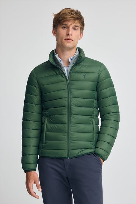 Jacke Chuck Embroidery flaschengrün mit Rigby Go-Logo - Image 1