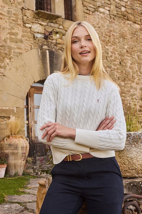 Pullover ecru mit Rundhalskragen aus Wollgemisch mit gesticktem Rigby Go-Logo - Image 4