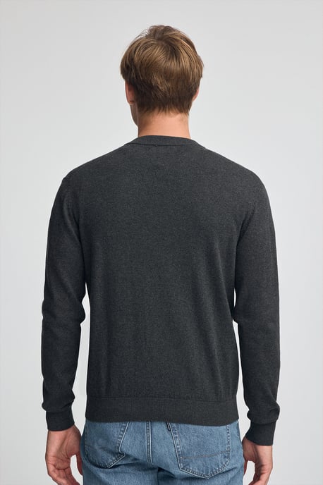 Pullover dunkelgrau meliert aus Wollgemisch mit V-Ausschnitt und gesticktem Rigby Go-Logo - Image 4