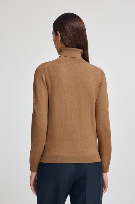 Rollkragenpullover camel meliert aus Wollgemisch mit gesticktem Rigby Go-Logo - Image 4