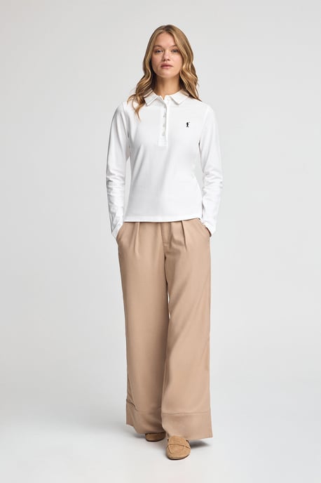 Poloshirt weiß mit langen Ärmeln, Fünf-Knopf-Kragen und gesticktem Rigby Go-Logo - Image 2