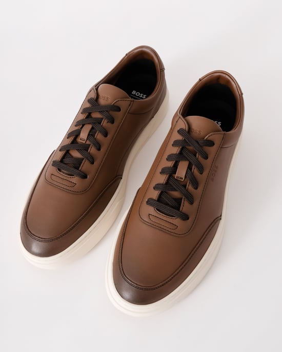 Legere Tennisschuhe in Braun - Image 3