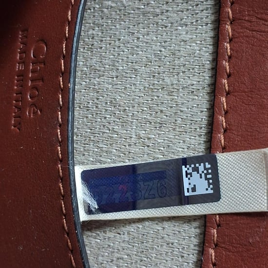Chloé Kleine Tess Schultertasche aus braunem Kalbsleder - Image 6