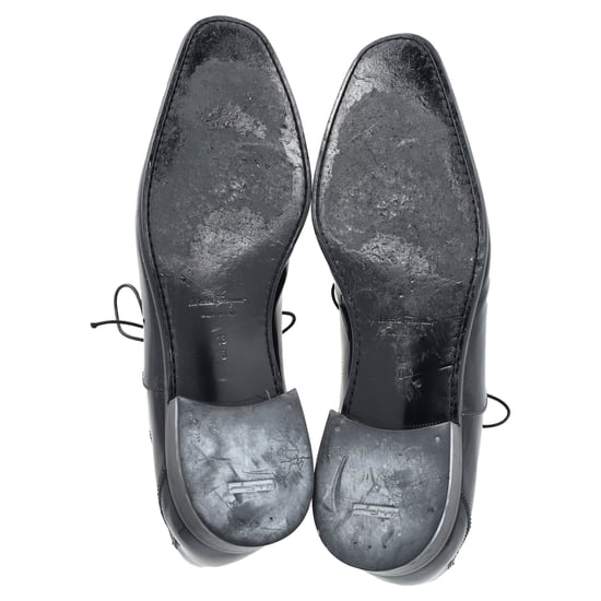 Salvatore Ferragamo Schnür-Oxford-Schuhe aus schwarzem Lackleder - Image 6