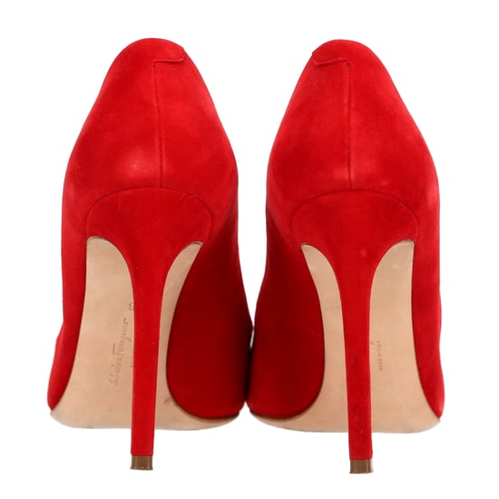 Ferragamo spitze Pumps aus rotem Wildleder - Image 6