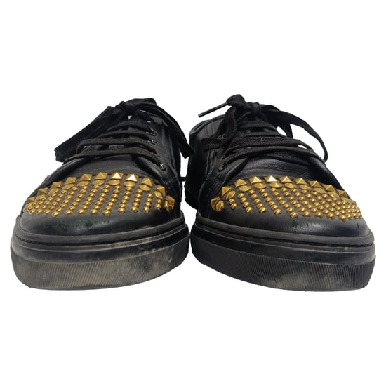 Gucci California Nagelverzierte Low-Top Sneakers aus schwarzem Leder - Image 4