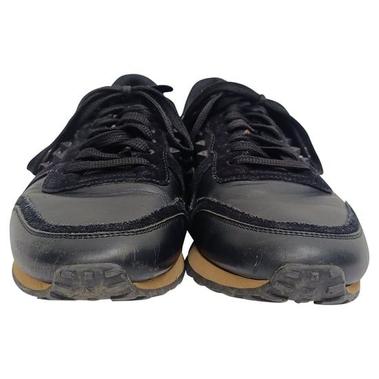 Valentino Garavani Rockrunner Low-Top Sneaker aus schwarzem Kalbfell - Image 3