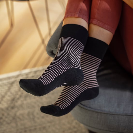 6er Pack Damen Nicht-Elastische Lockere Oberteile Muster Baumwollreiche Socken - Image 4