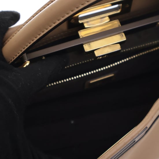 Peekaboo Ikonische Handtasche - Image 5