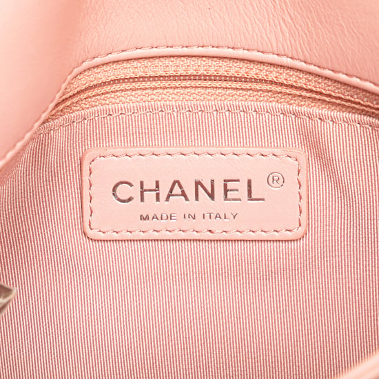 Nietenbesetzte Chevron-Quilted Tasche - Image 6