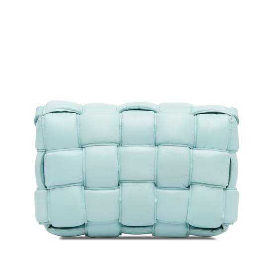 Polsterte Umhängetasche im Kassettendesign - Image 3