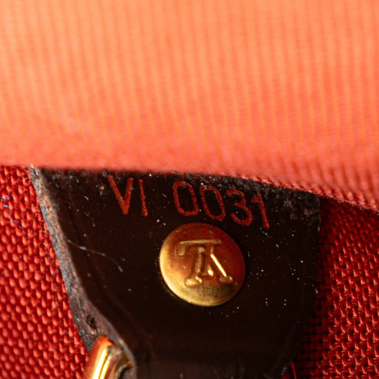Vertikale Baumstamm-Crossbody-Tasche - Image 6