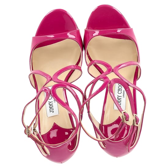 Jimmy Choo Lance Riemchen Sandalen aus pinkfarbigem Lackleder - Image 4