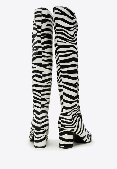 Wittchen Damenstiefel aus Leder mit Fellbesatz in Tiermuster, schwarz-weiß - Image 3