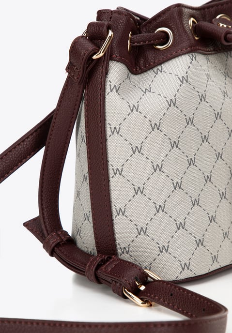 Wittchen Damen-Beuteltasche aus Öko-Leder mit Monogramm in Grau und Burgunderrot - Image 4