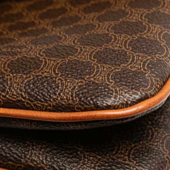 Clutch mit Allover-Druckdesign - Image 6