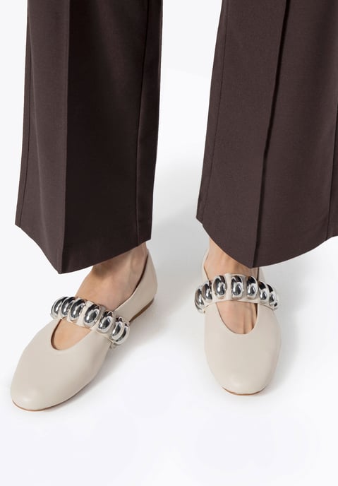 Wittchen Damen-Ballerinas aus echtem Leder mit glänzendem Riemen, weiß - Image 2