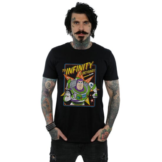 Disney Herren Toy Story 4 Buzz bis zur Unendlichkeit T-Shirt (schwarz) - Image 3