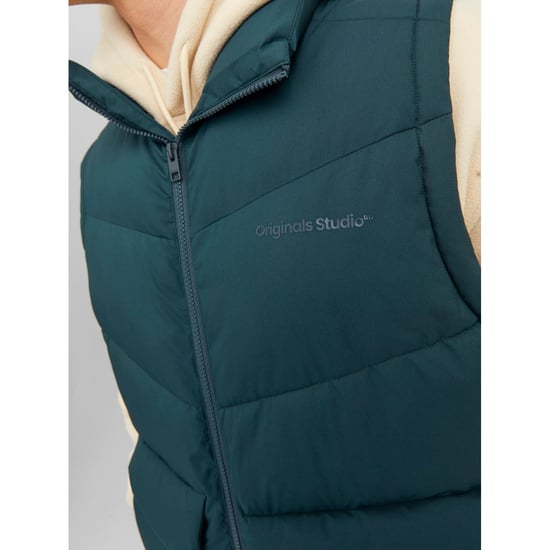 Vesterbro Bodywarmer  von Jack & Jones in der farbe Grun. - Image 2