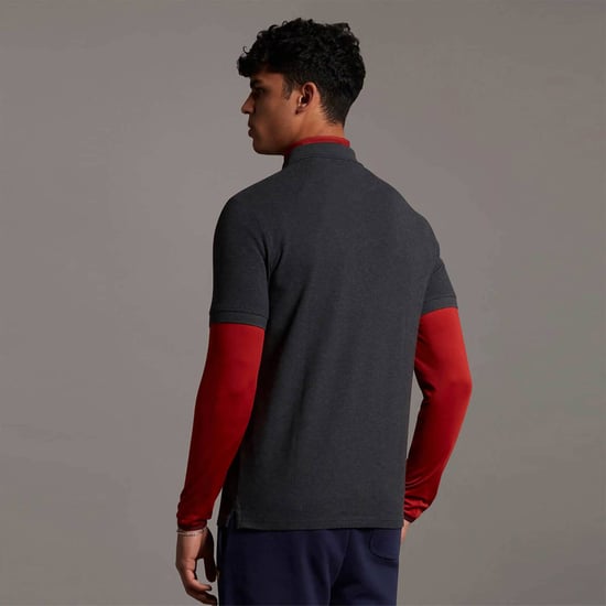 Als ultimative Stilikone von Lyle & Scott steht unser einfarbiges Poloshirt seit Jahrzehnten an der Spitze der Mode. Erhältlich in einer Vielzahl von Farben und hergestellt aus einer leichten, weichen Baumwollmischung, sind unsere Polos ein Muss für jeden - Image 2