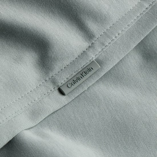 Herrenhemd der Marke Calvin Klein. Die Hemden von Calvin Klein sind aus 100% Bio-Baumwolle gefertigt und haben eine schmale Passform. Die weiche Baumwolle sorgt für hohen Tragekomfort.  Marke: Calvin KleinModellname: Smooth Cotton Slim ShirtKategorie: Her - Image 3