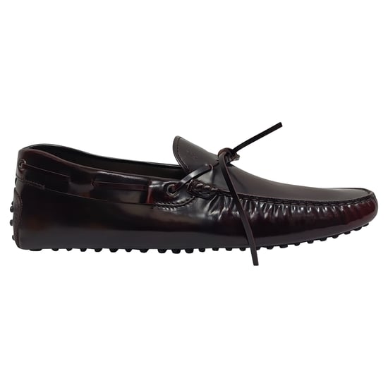 Tod's Bogen Velours Slipper Mokassins aus burgunderfarbenem Leder - Image 1