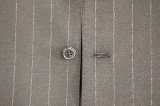 Nadelstreifenweste im formellen Stil - Image 5